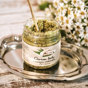 Chrzan tarty z czosnkiem niedźwiedzim